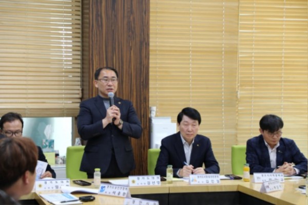 250402 김선영 의원, 광주시 2025년 전통시장 및 골목상권 정담회 참석 (1).JPG.jpg