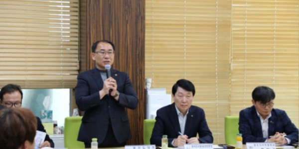 250402 김선영 의원, 광주시 2025년 전통시장 및 골목상권 정담회 참석 (1).JPG.jpg