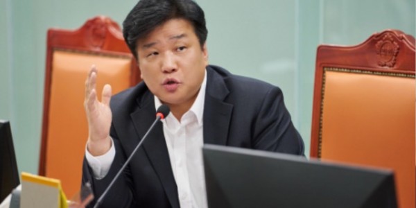 250414 양우식 의원, 경기의정연구센터 설립 위한 조례 개정안 심사...도의회 발전 위한 실질적 정책역량 강화 계기 마련.jpg