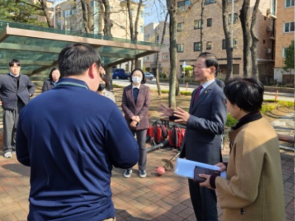 250416 윤재영 의원, 경기도 문화유산과와 죽전중앙근린공원 유적지 현장조사 실시 (1).jpg