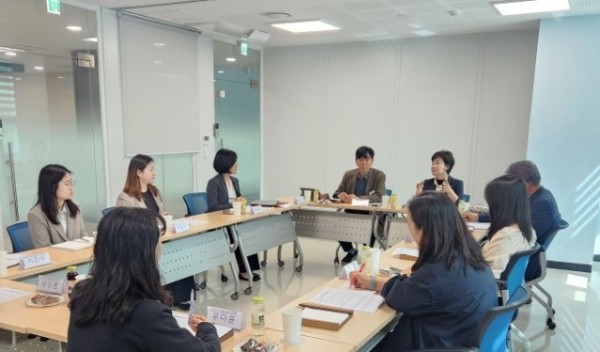 250422 황진희 의원, 부천교육지원청과 함께 2025 늘봄학교 안전대책 마련 정담회 개최.jpg