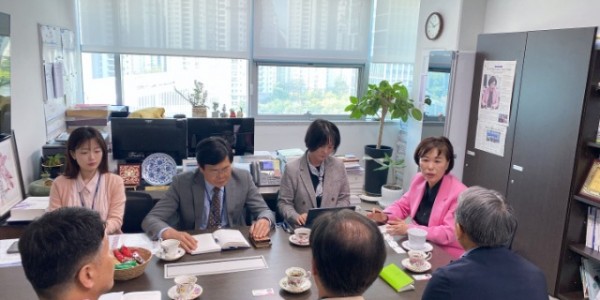 250508 이채영 의원, 평화안보자문위원들과 캠프그리브스 평화안보교육 활성화 논의.jpg