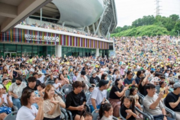 6-1. 용인어린이상상의숲에서 열린 어린이날 행사 모습.jpg