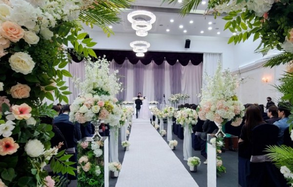 2-1. 용인특례시 시민예식장서 올해 첫 결혼식이 진행됐다.jpg