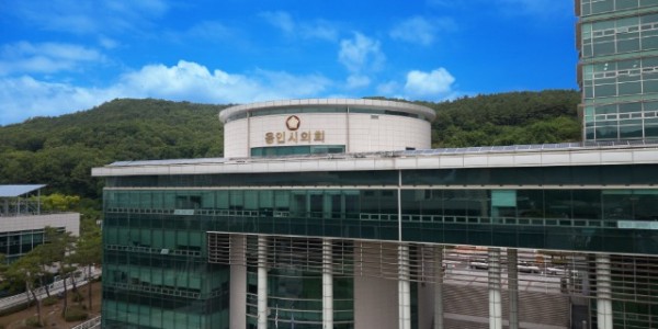 용인특례시의회 전경(1).jpg