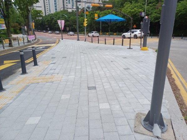 1-1. 용인특례시 수지구 내 주요 도로 보행 환경 개선 사진.jpg