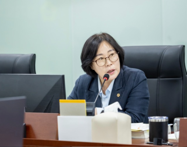 250618 서현옥 의원, 팹리스 인력양성 예산 실효성 점검 필요..기존 인프라 활용 검토해야.jpg