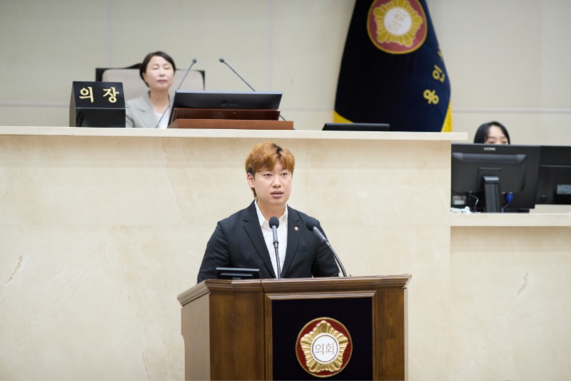 20250627 제293회 제1차 정례회 제3차 본회의 5분 자유발언-3.이상욱 의원(1).jpg