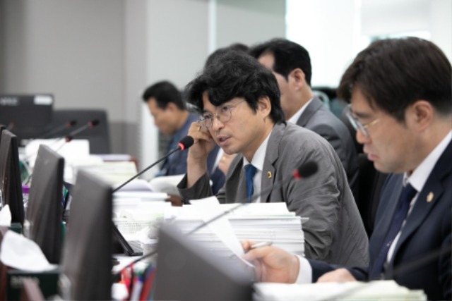 250624 박상현 의원, 경기도 공무원 1인의 전략이 만든 3배 수익… 자금 예치전략 시급 (1).jpg