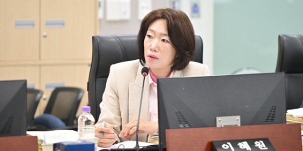 250619 이혜원 의원, “경기도교육청 추경, 긴급성과 불가피성 중심이어야… 신중하고 체계적인 예산 운용 필요해”.jpg