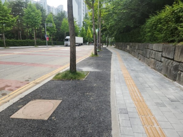 1. 구갈동 갈곡초 통학로 정비 모습.jpg