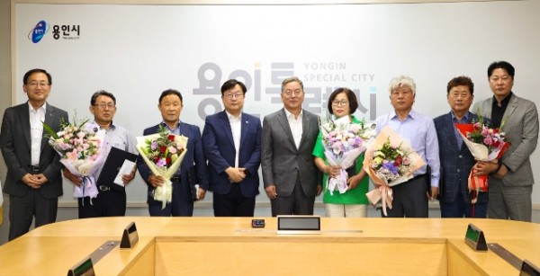 4. 23일 용인특례시에서 2025년 상반기 영농폐기물 수거 경진대회 시상식이 열렸다..jpg
