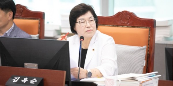 250625 김옥순 의원, 총액교부사업 예산 편성·운영 방식 개선 촉구.JPG.jpg