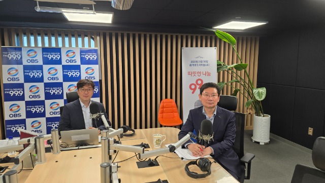 7. 이상일 용인특례시장은 14일 최진만의 굿모닝 OBS에 출연해 동용인IC 개통 계획 등 여러 현안을 설명했다.jpg