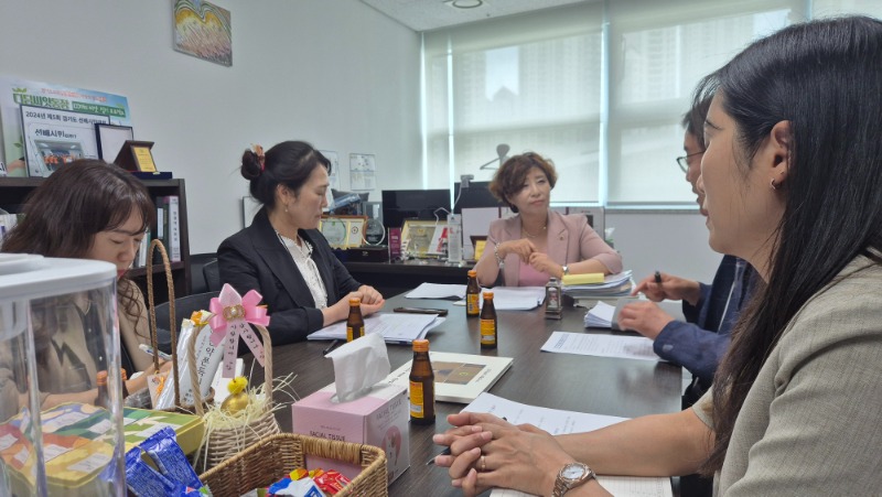 250731 정경자 의원 장애인 연계고용 1석 4조 기대 3차 간담회 진행(1).jpg