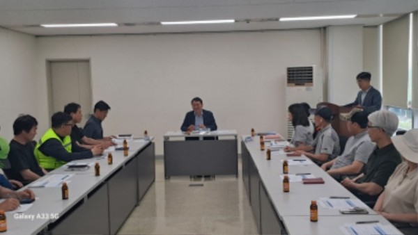 250707 명재성 의원, 임금격차·근무환경·심리치유 지원까지 개선방안 찾겠다 (1).jpg