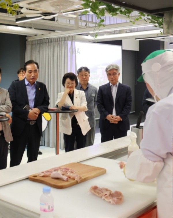 250717 김미리 의원, 국민의 식탁 책임지는 경기도 G마크 축산물, 글로벌 K-푸드로!.JPG.jpg