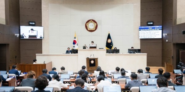 20250718 용인특례시의회  제294회 임시회 폐회(1).jpg