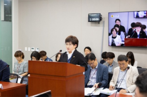 250723 김선희 의원, 경기도교육청 영유아 유보통합 추진 지원 조례 일부개정조례안 본회의 통과!.jpg