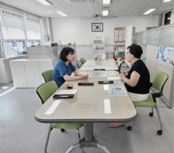 250728 황세주 의원, 현장과 소통하며 ‘체감형 복지’에 앞장서다 (1).jpg