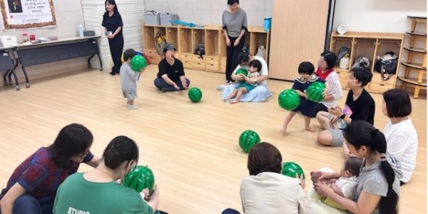 5. 용인특례시가 드림스타트 영유아 발달지원을 위해 마련한 프로그램 모습.jpg