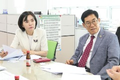 250807 박명수·황세주 의원, 낚시업계 SOS...유해야생동물 피해 예방 정담회 (1).jpg