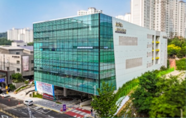 3. 용인특례시 유·청소년 대상 단기 스포츠체험 강좌가 진행되는 기흥국민체육센터 전경.jpg