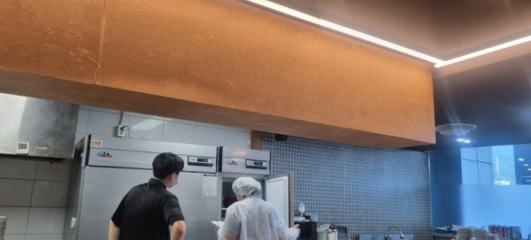 7. 용인특례시 기흥구가 식중독 사고 방지를 위한 맞춤형 예방진단을 진행했다..jpg