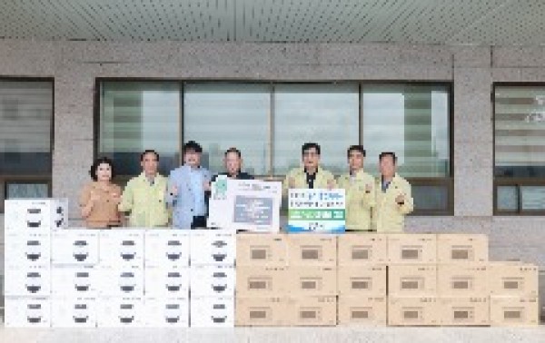 1. 용인시자원봉사센터가 갑작스러운 폭우로 피해를 입은 함평군 이재민을 위해 물품을 후원했다.(사진=함평군 제공).jpg