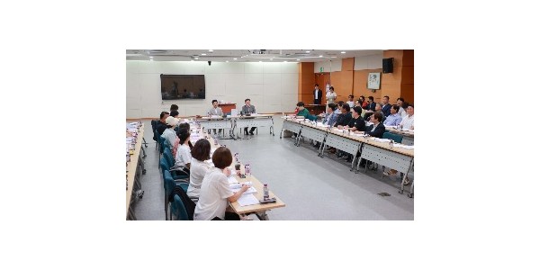 7-1. 26일 용인특례시청 비전홀에서 주민참여예산위원회 총회가 열렸다..JPG