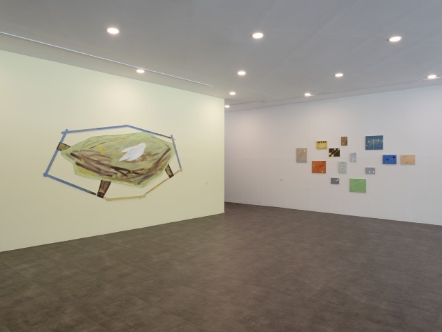 2. 김민수, 전시 전경 둥지_바람을 견디며, 2024, 캔버스, 나무에 아크릴, 175x345cm 악기가 되어버린 화살 2, 1~13~.jpg