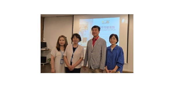 250901 이택수 의원, 고양 모의창업 및 투자 발표회 참관 (1).jpg