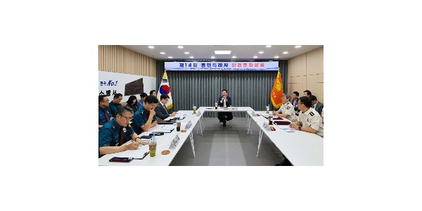 11-1. 이상일 용인특례시장은 11일 용인소방서 2층 회의실에서 열린 제14회 안전문화살롱에 참석했다.jpg