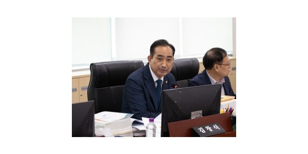 250915 김창식 의원, “예산 집행 부진 반복되면 도민 체감 성과 저하” 강력 지적 (1).JPG.jpg