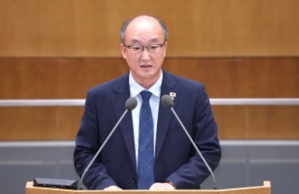 250919 김동영 의원, ‘물류창고 표준 허가 기준’ 마련을 위한 조례 개정안 본회의 가결.jpg