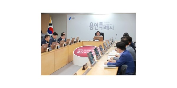 1-1. 22일 시청 영상회의실에서 열린 2026년 주요 정책 추진을 위한 보고회.JPG