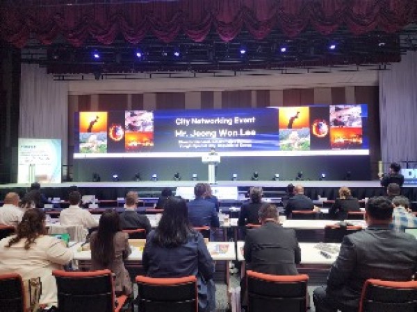 2. 용인특례시가 2025 국제재난복원력 지도자 포럼에 참석해 도시의 안전정책에 대해 소개했다..jpg