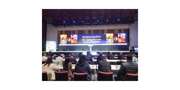 2. 용인특례시가 2025 국제재난복원력 지도자 포럼에 참석해 도시의 안전정책에 대해 소개했다..jpg