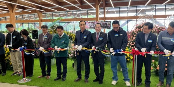 251024 김창식 의원, 국산 화훼 경쟁력 강화로 지속 가능한 산업기반 다질 것1.jpg