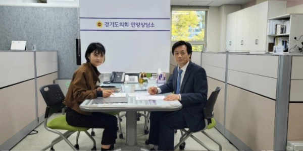 251027  문형근 의원, 안양천 징검다리 설치 등 지역현안사업 논의.jpg