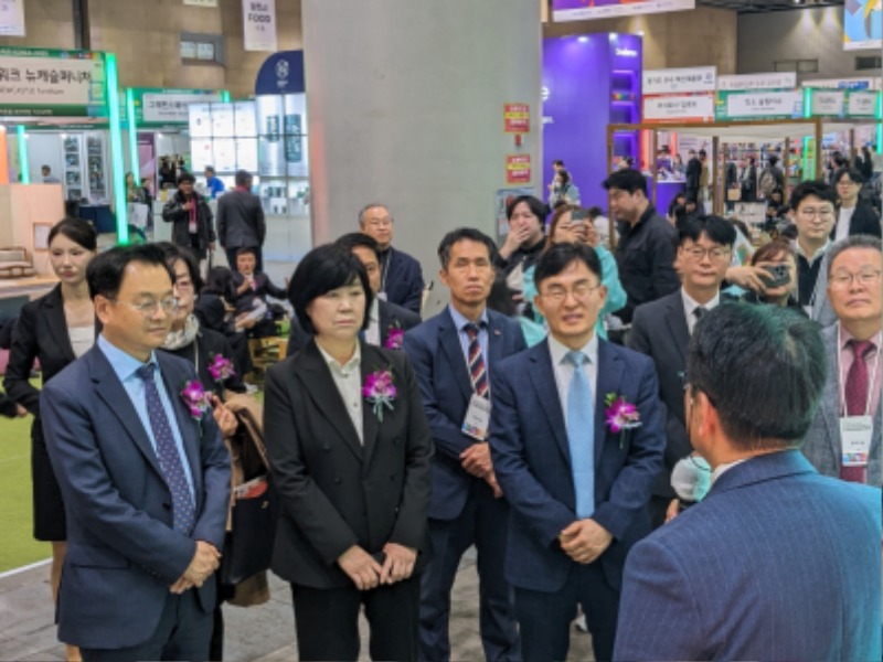 251031 심홍순 의원, “도전하는 기업이 경제의 버팀목”…G-FAIR KOREA 2025 개막식 참석 (1).jpg