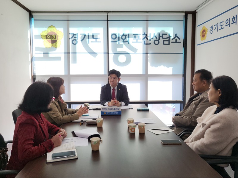 251104 윤충식 의원, 재가노인지원서비스 안정적 운영방안 마련해야 사진2.jpg