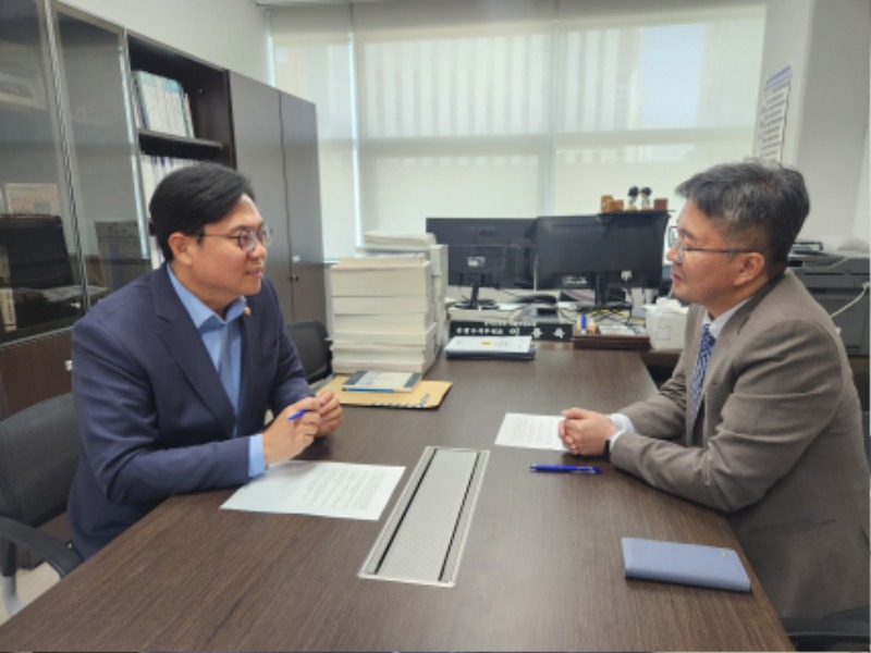 251106 이용욱 의원, 재가노인지원서비스 일몰은 복지 후퇴... 복지국 책임있는 대책 마련 촉구(1).jpg