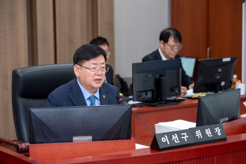 251113 이선구 의원, 보건환경연구원 자료 부실로 감사 중단...기본부터 다시 세우라는 위원장의 강력한 경고.jpg