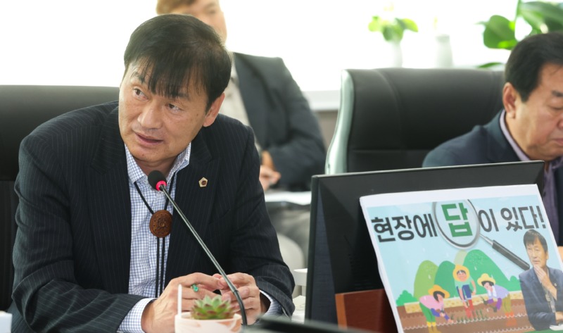 251114 서광범 의원, 농수산진흥원 행정사무감사에서 “현장 중심” 개선 요구.jpg