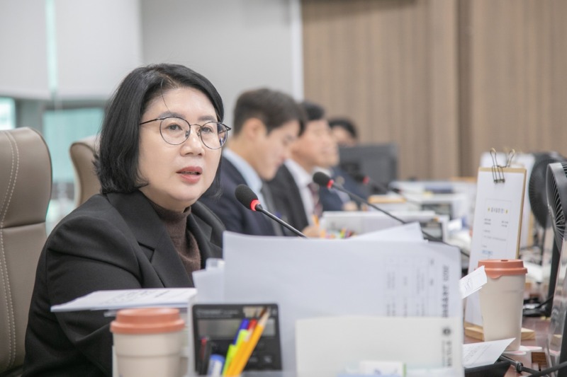 251119 이서영 의원, “디지털 중독 대응, 상담·예방·교육을 아우르는 종합 체계 필요”.jpg