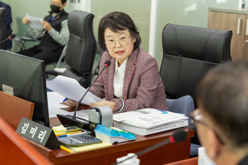 251119 김미리 의원, 유기농 벼 종자 사업, 집행률 문제는 연말 집행이 아니라 기후변화... 예산부터 다시 설계해야.jpg