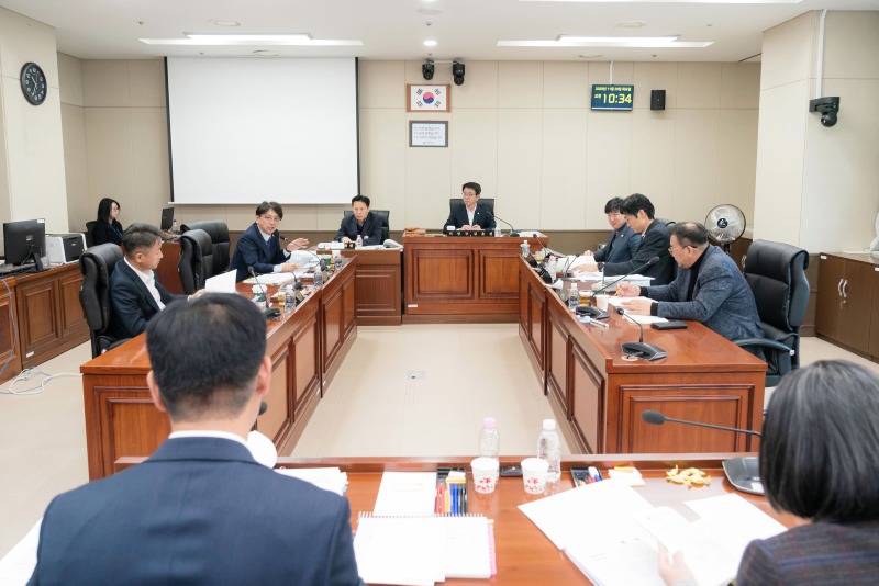 20251120 2025년 행정사무감사 4일차(3)도시건설위원회.jpg