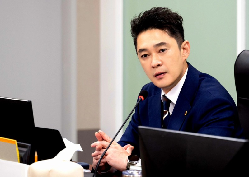 251121 전석훈 의원, “경기도 미래 먹거리 ‘피지컬 AI’ 예산, 69억에서 10억으로... 빈 껍데기 전락 위기”.jpg