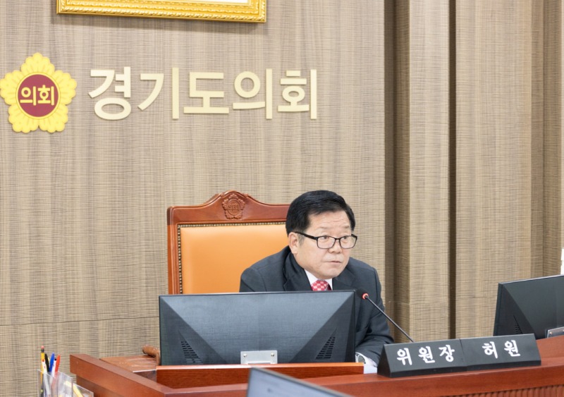 251121 허원 의원, “이동편의기술지원센터 예산 축소... 도지사 공약 이행 불가능 수준”.jpg